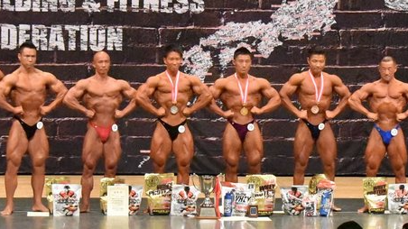 筋肉を愛する者たちのバナー