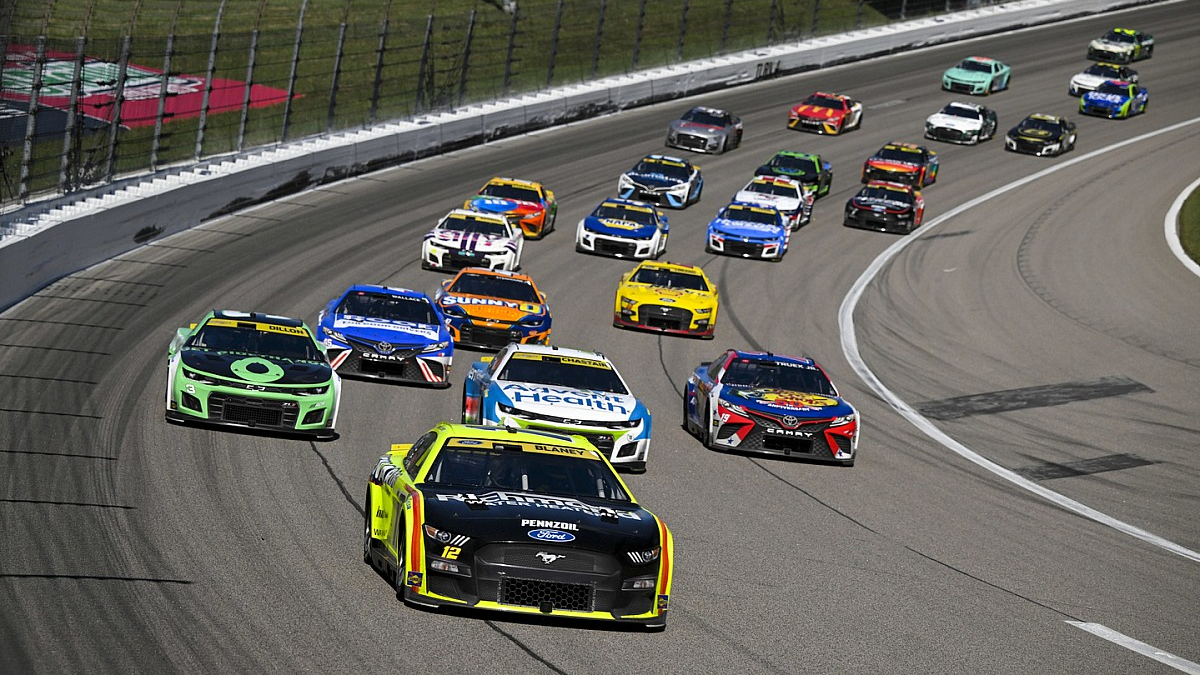NASCARVRのバナー