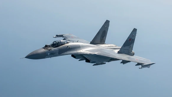 Sukhoi SU-35のバナー