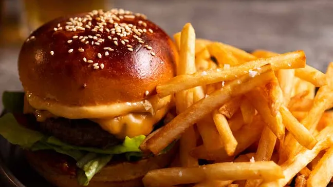 Cheeseburger Cultのバナー