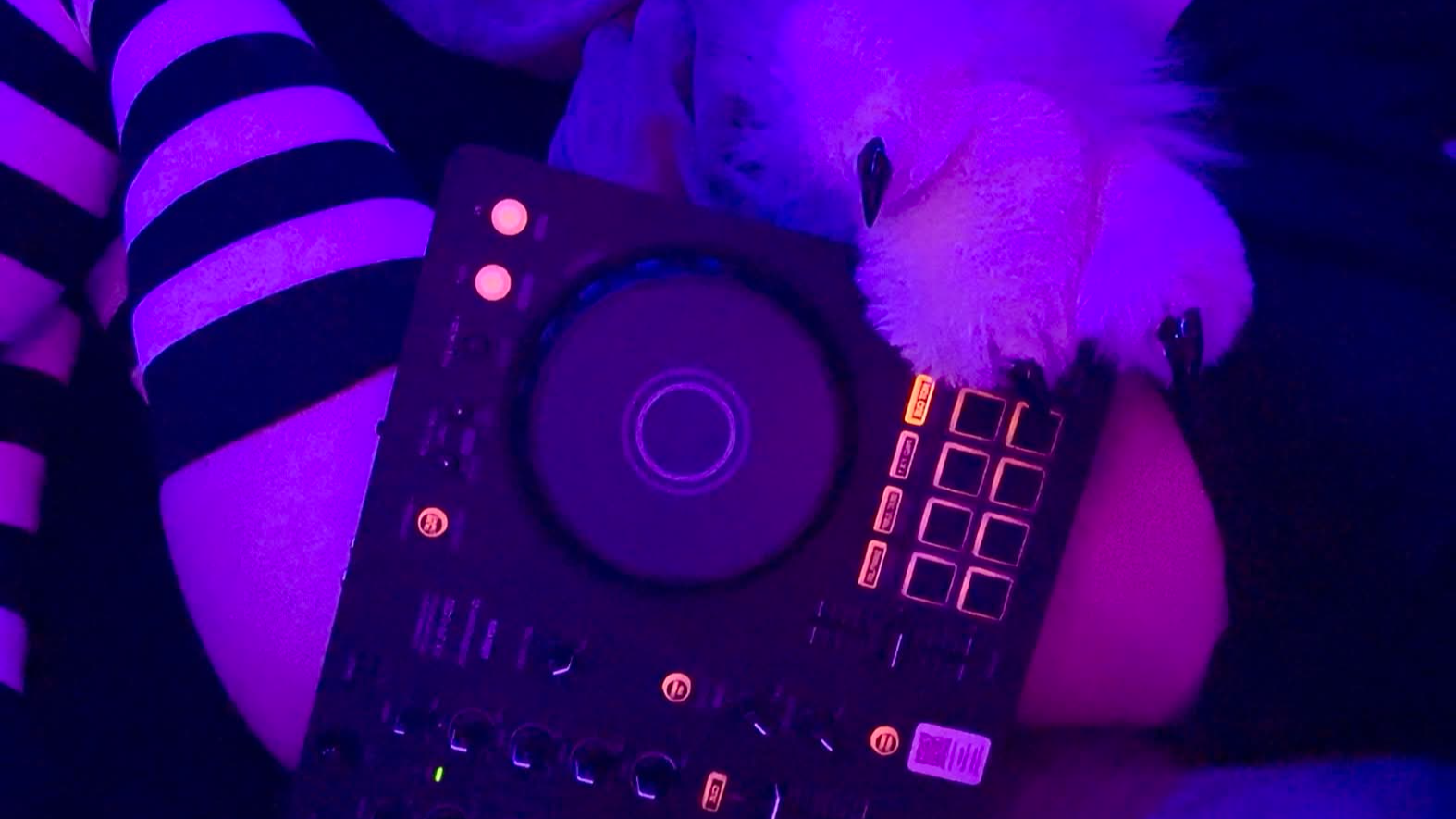 Simp For Znowyのバナー