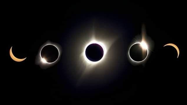 lunar paradoxのバナー