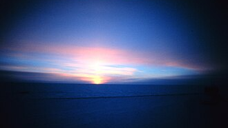 The Midnight and the Sunlight Skyのバナー