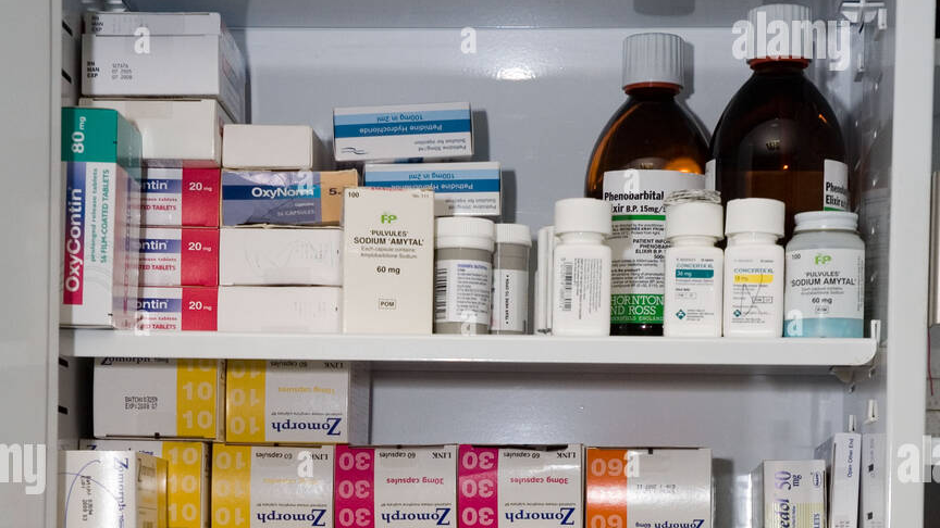 Harry's Drug Storeのバナー
