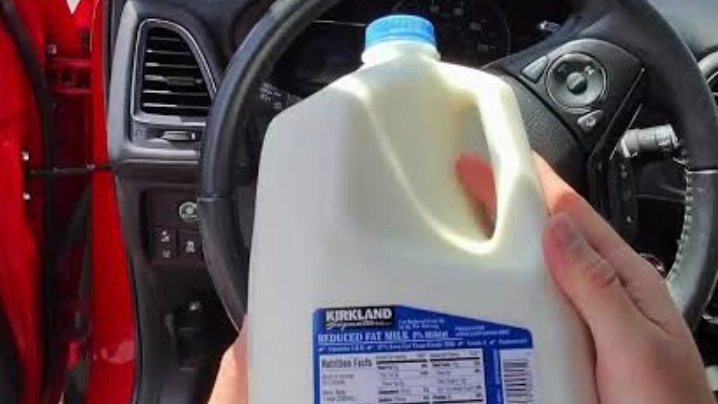Milk on da roof