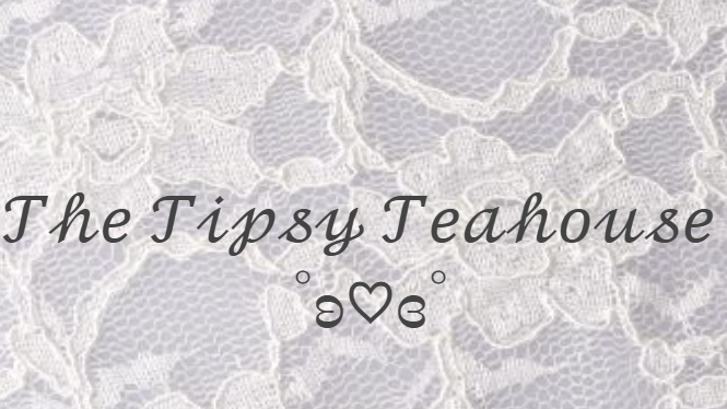 The Tipsy Teahouseのバナー