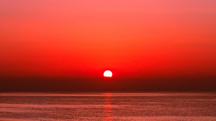 Sunrise over the valleyのバナー