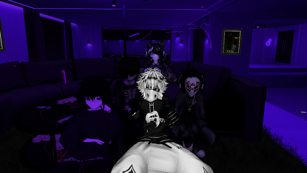 Godeyesのバナー