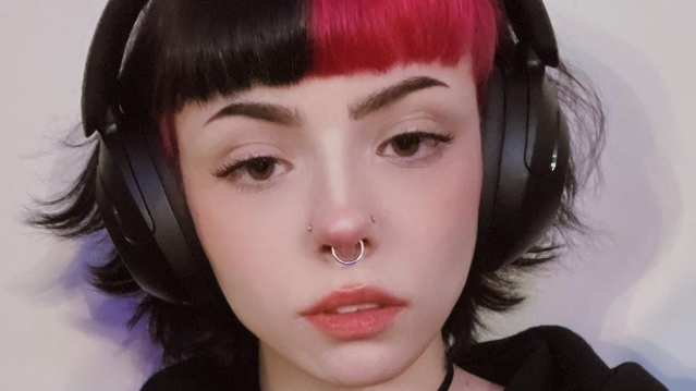 E girl lovers club