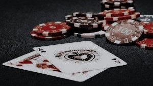 Full House Casinoのバナー