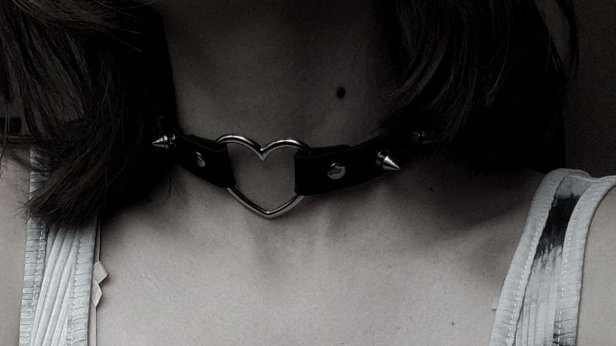 chokerのバナー