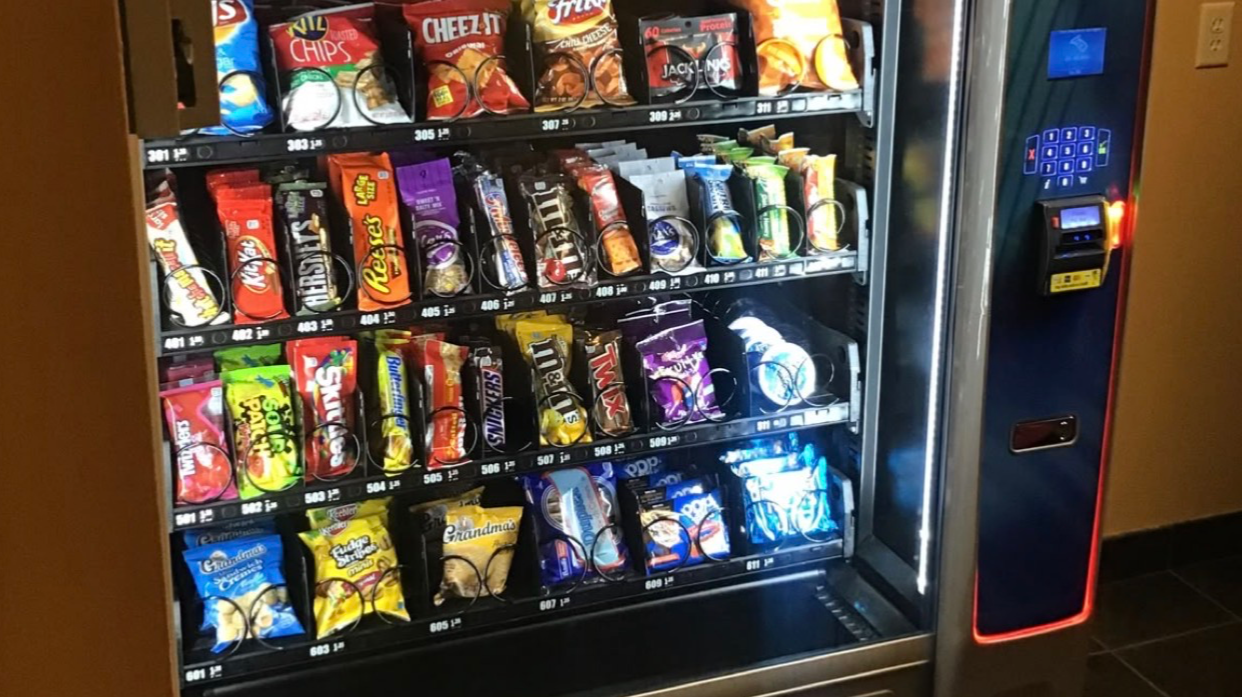 Scared of vending machinesのバナー