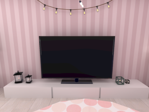 Myong Game Room