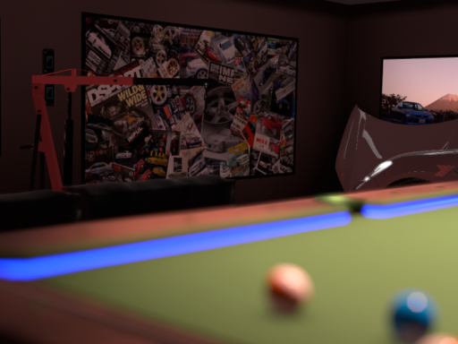 Cozy Garage
