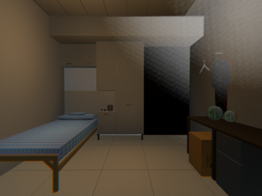 sister hong room