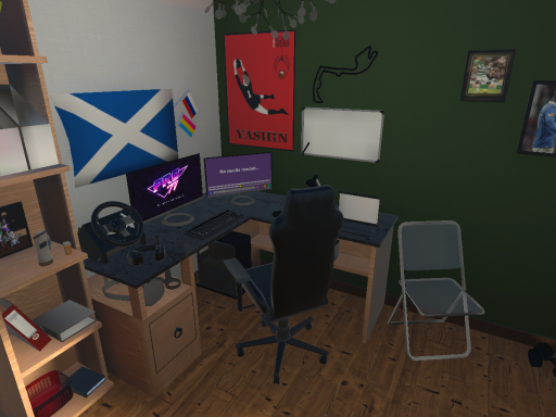 The Maks Bedroom