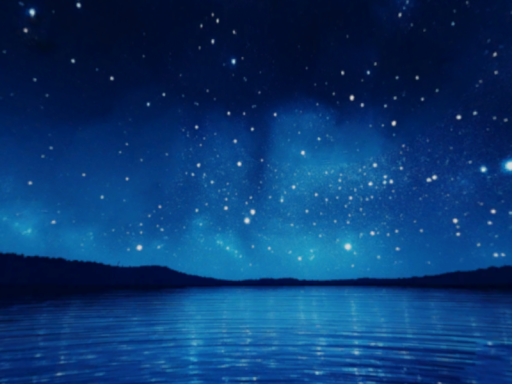 夜の湖畔の小さいおへや