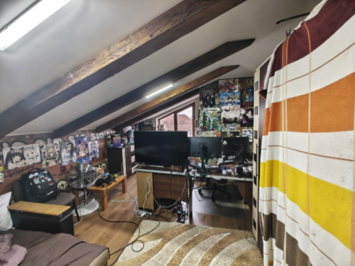 Danyloz Room