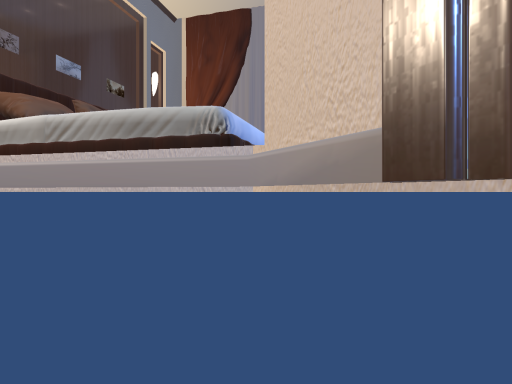 the bed room