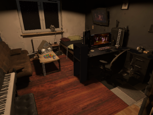 Your old room is too small Stray