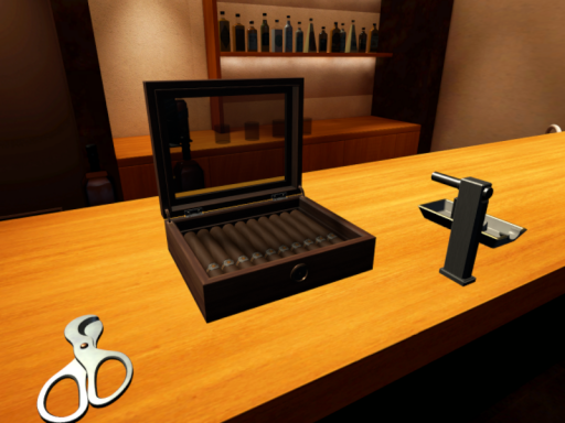 CIGAR BAR Leaf ～裏メニューはしゃぶしゃぶとモツ鍋でした。～