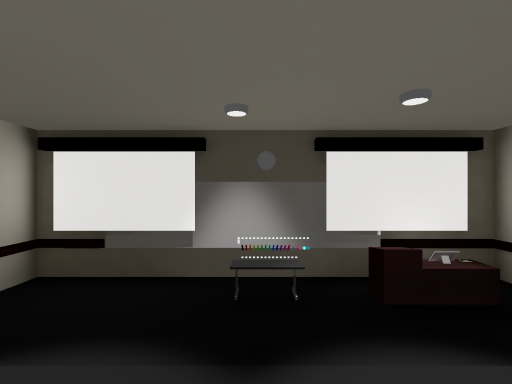 VR Clubroom