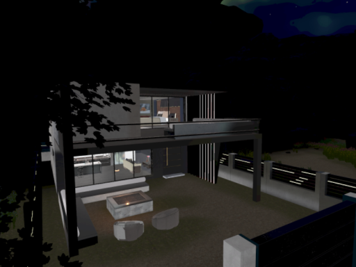 F-House