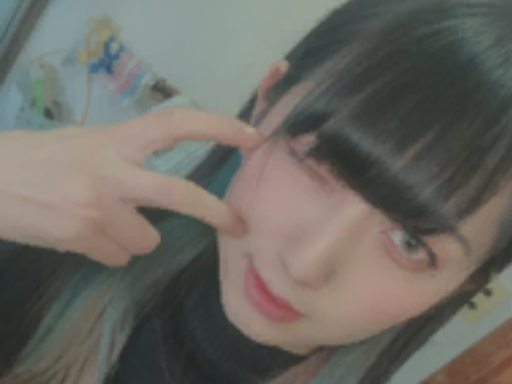 Sayaki 衣內