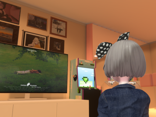 PuffyTiger's Small Room