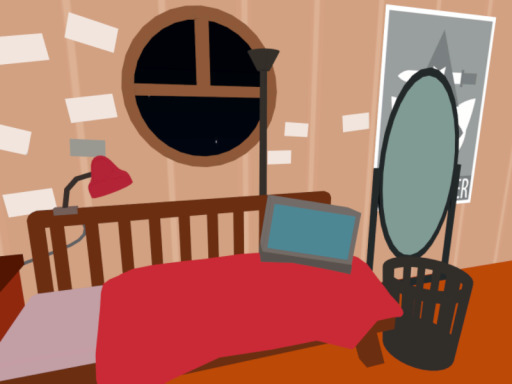 Mae's bedroom NITW