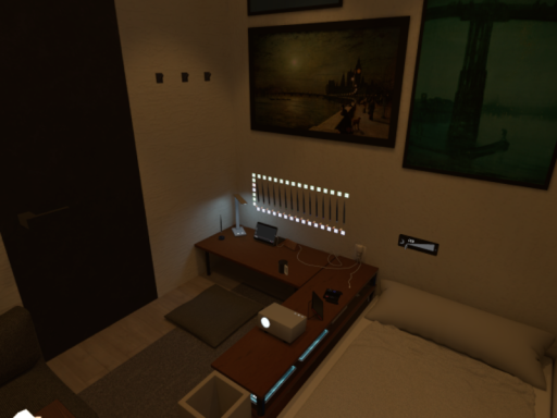L-Room