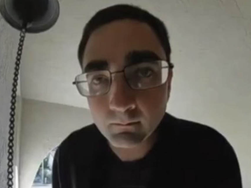 DONT OPEN THE DOOR