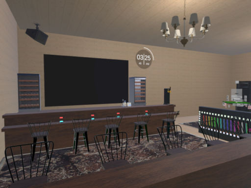 VN-Drinking Room