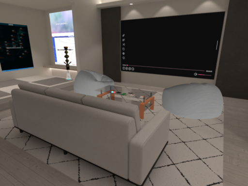 TAMAROOM3