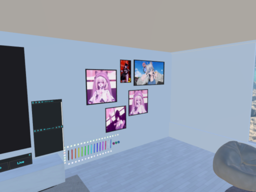 FHA White room