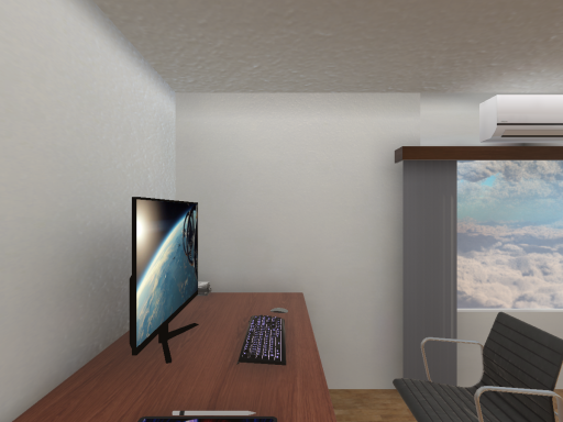 Hyuk's room